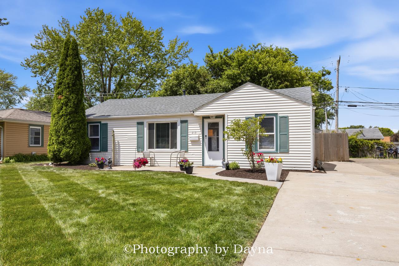 213 Belle Aire Ave., Bourbonnais, IL 60914
