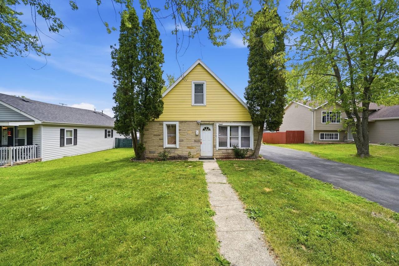 2407 Hermon Ave., Zion, IL 60099
