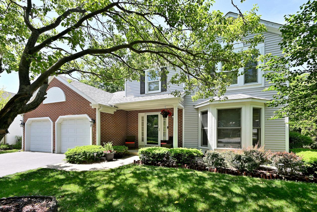 88 Jansen Ln., Vernon Hills, IL 60061