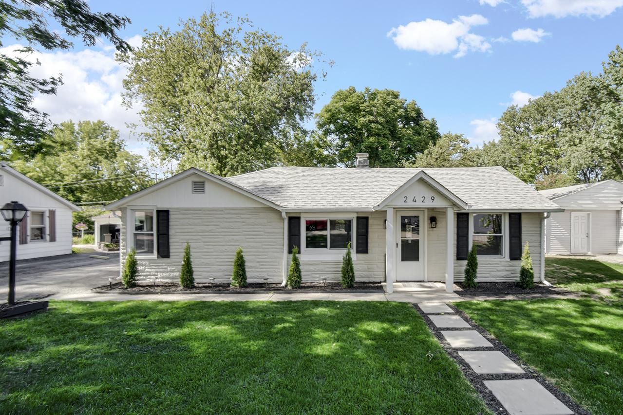 2429 Garden St., Joliet, IL 60435