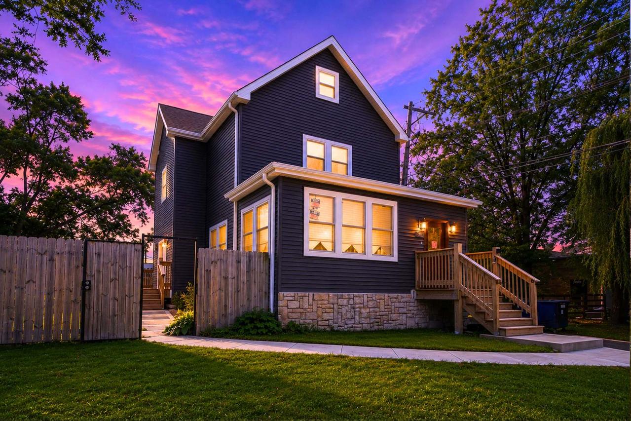 2347 Walnut St., Blue Island, IL 60406