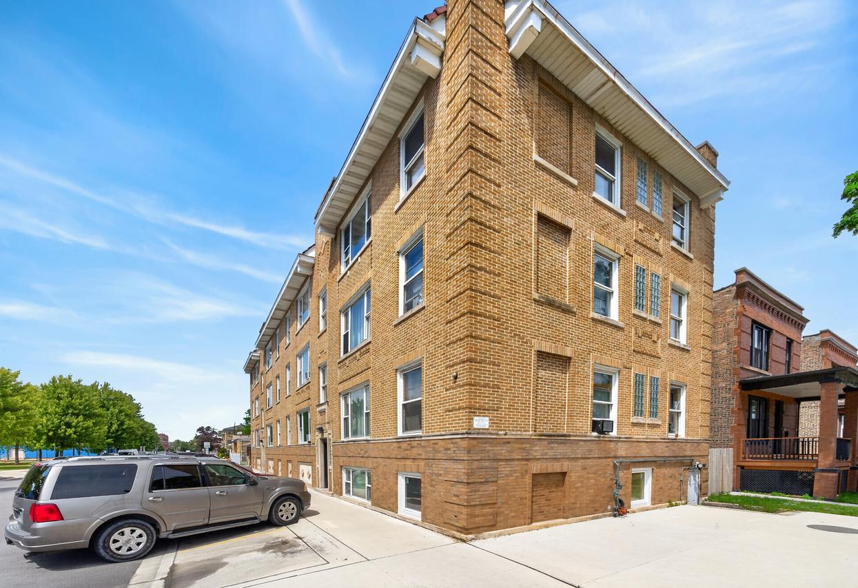 2247 S 49th Ave. #7, Cicero, IL 60804