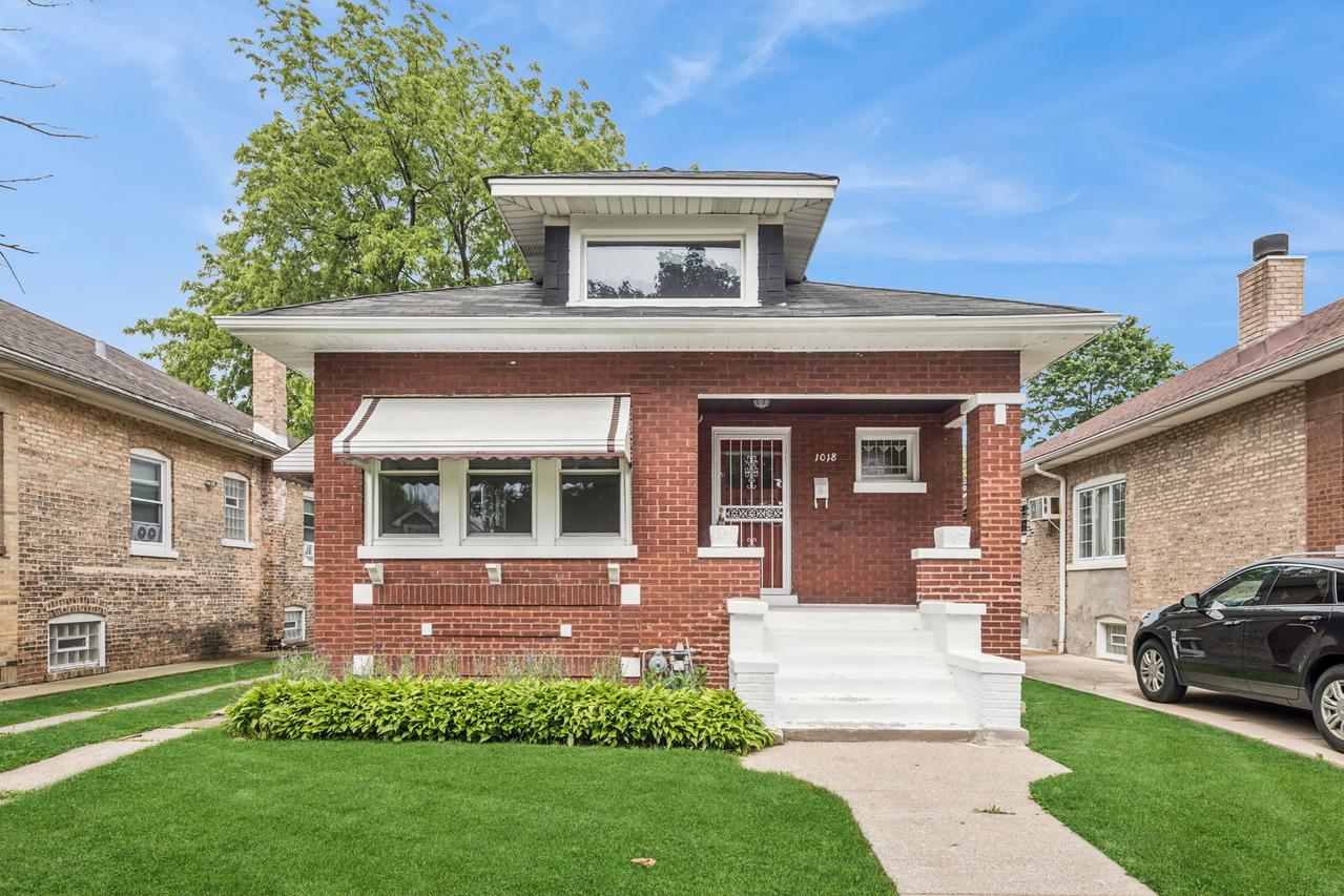 1018 S 10th Ave., Maywood, IL 60153
