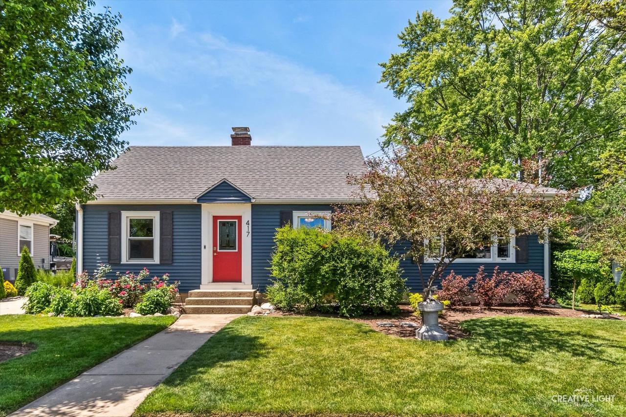 417 S 13th Ave., St. Charles, IL 60174