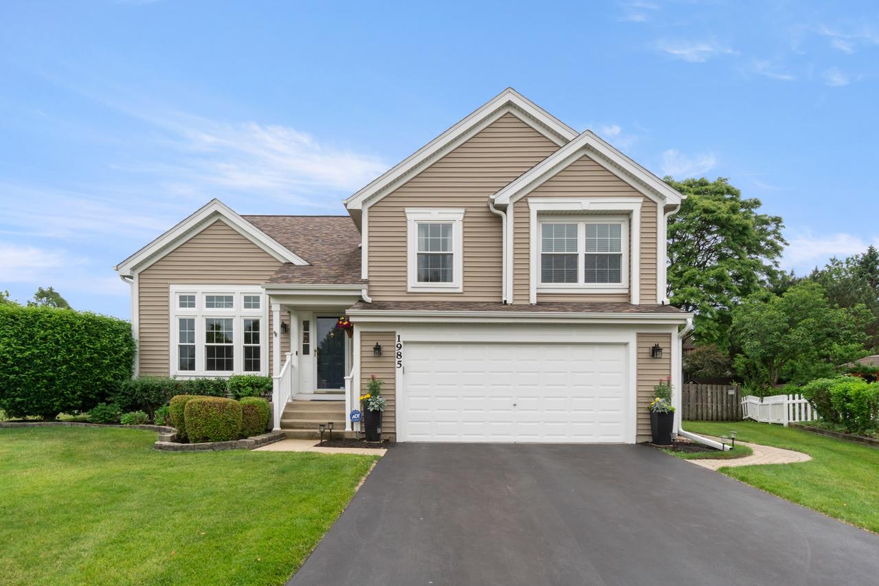1985 Rochelle Ct., Wheeling, IL 60090