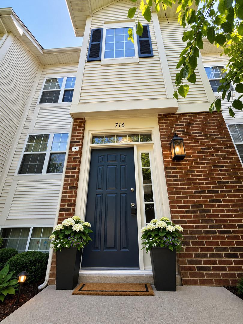 716 River Mill Pkwy., Wheeling, IL 60090