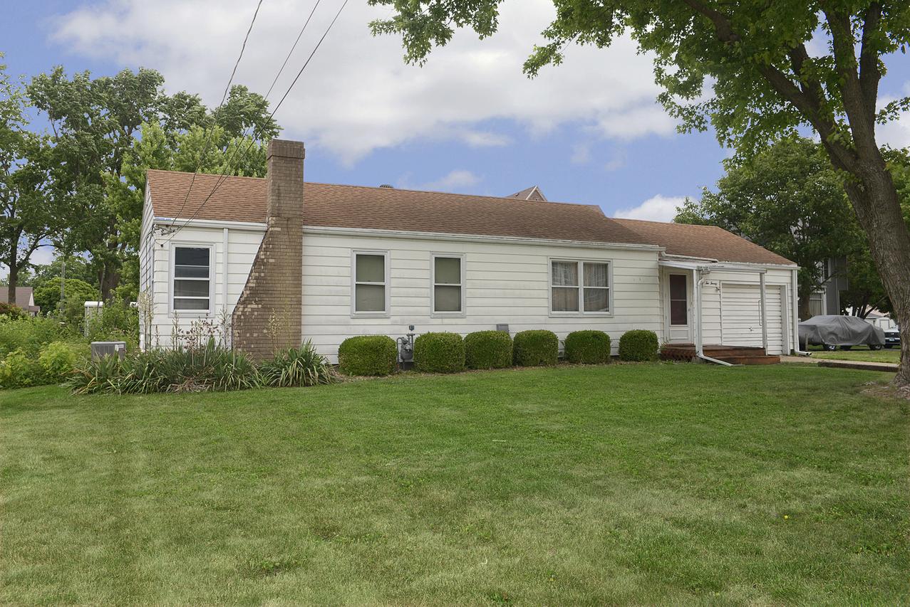 220 W Liberty St., Grand Ridge, IL 61325