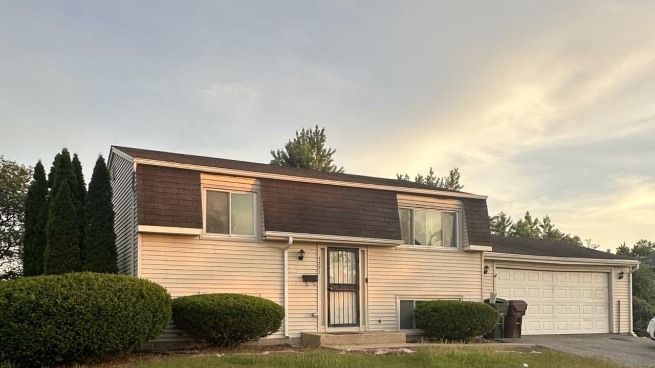 3771 Highland Pl., Country Club Hills, IL 60478
