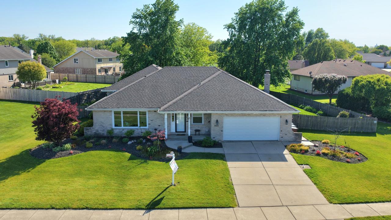 19808 Kirkstone Way, Mokena, IL 60448