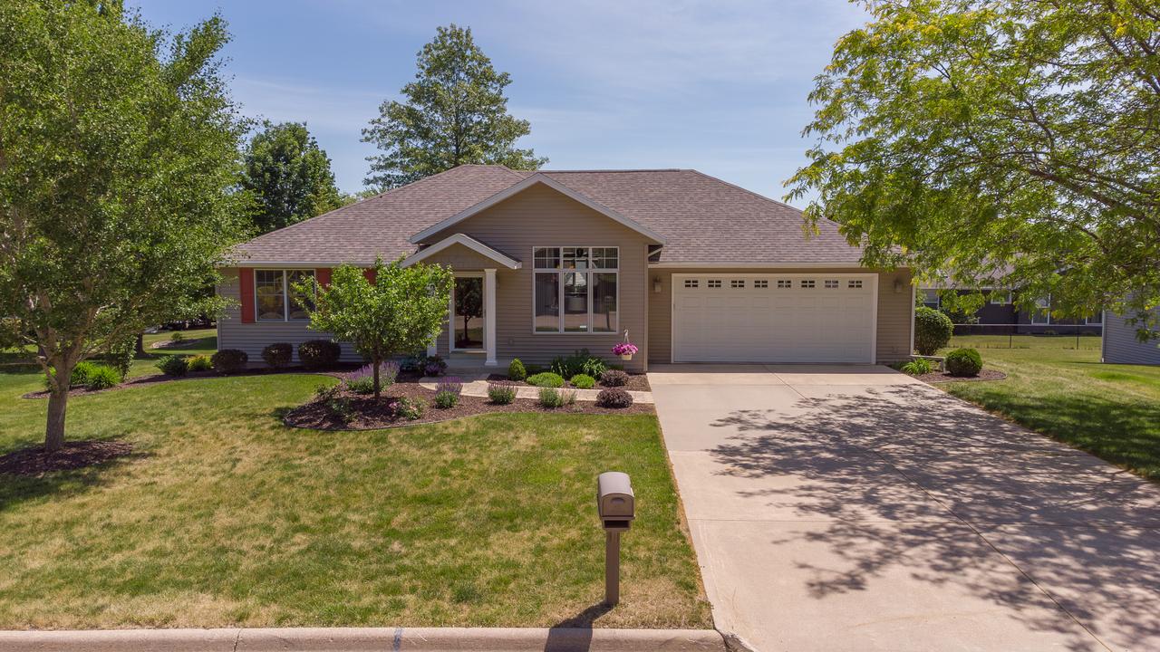 1021 Bertram Dr., Freeport, IL 61032