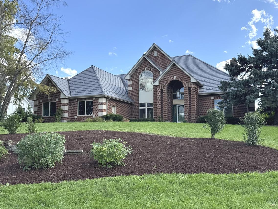 10711 Bull Valley Dr., Woodstock, IL 60098