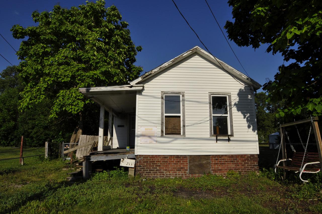 211 S Sterling St., Streator, IL 61364
