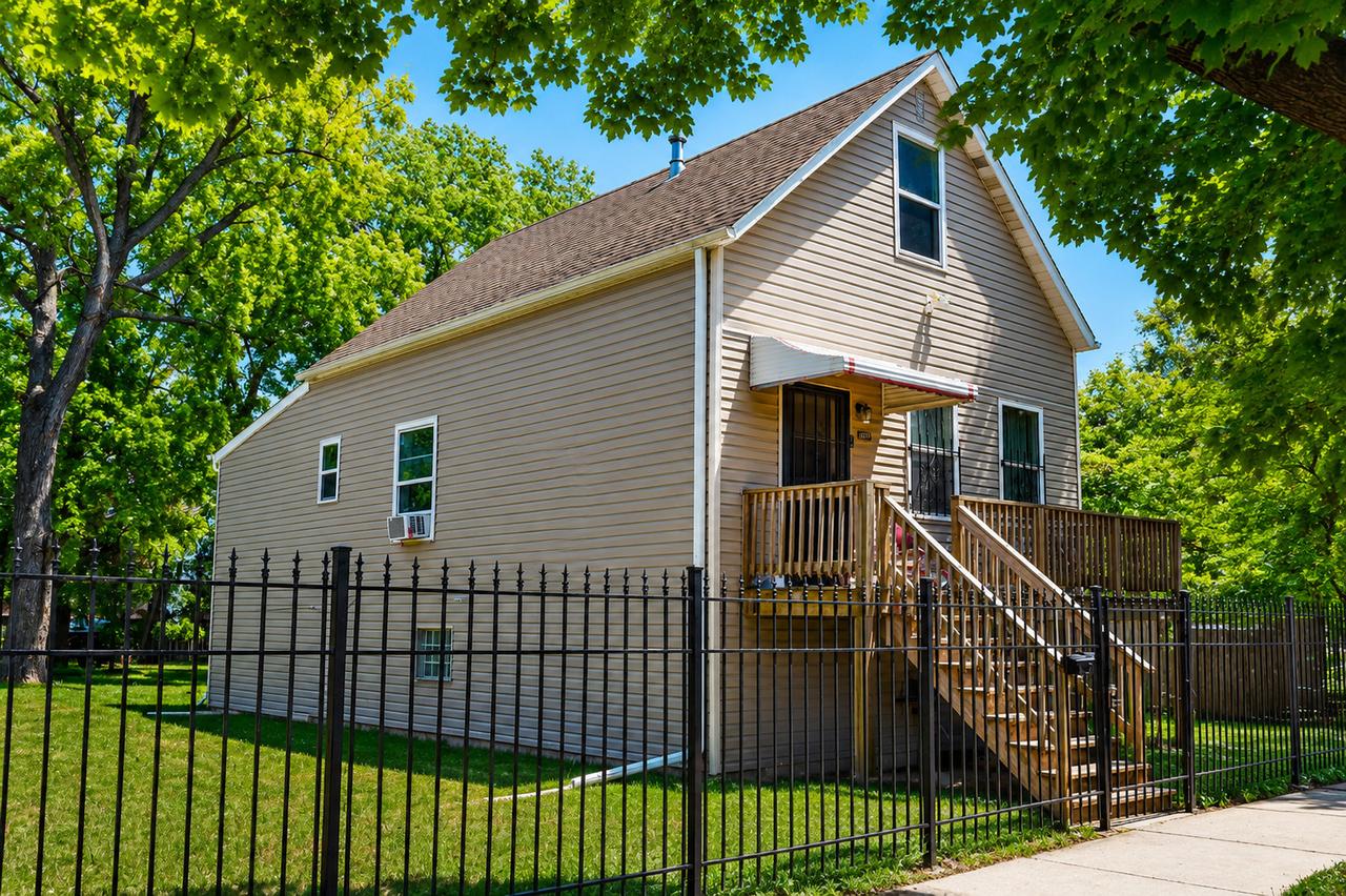6037 S Wood St., Chicago, IL 60636