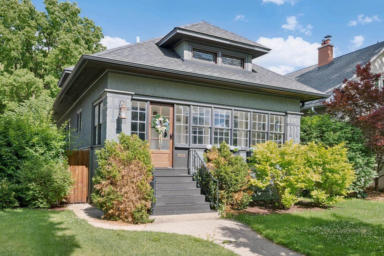 620 Wisconsin Ave., Oak Park, IL 60304