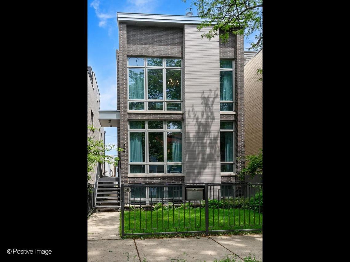 1844 W Erie St., Chicago, IL 60622