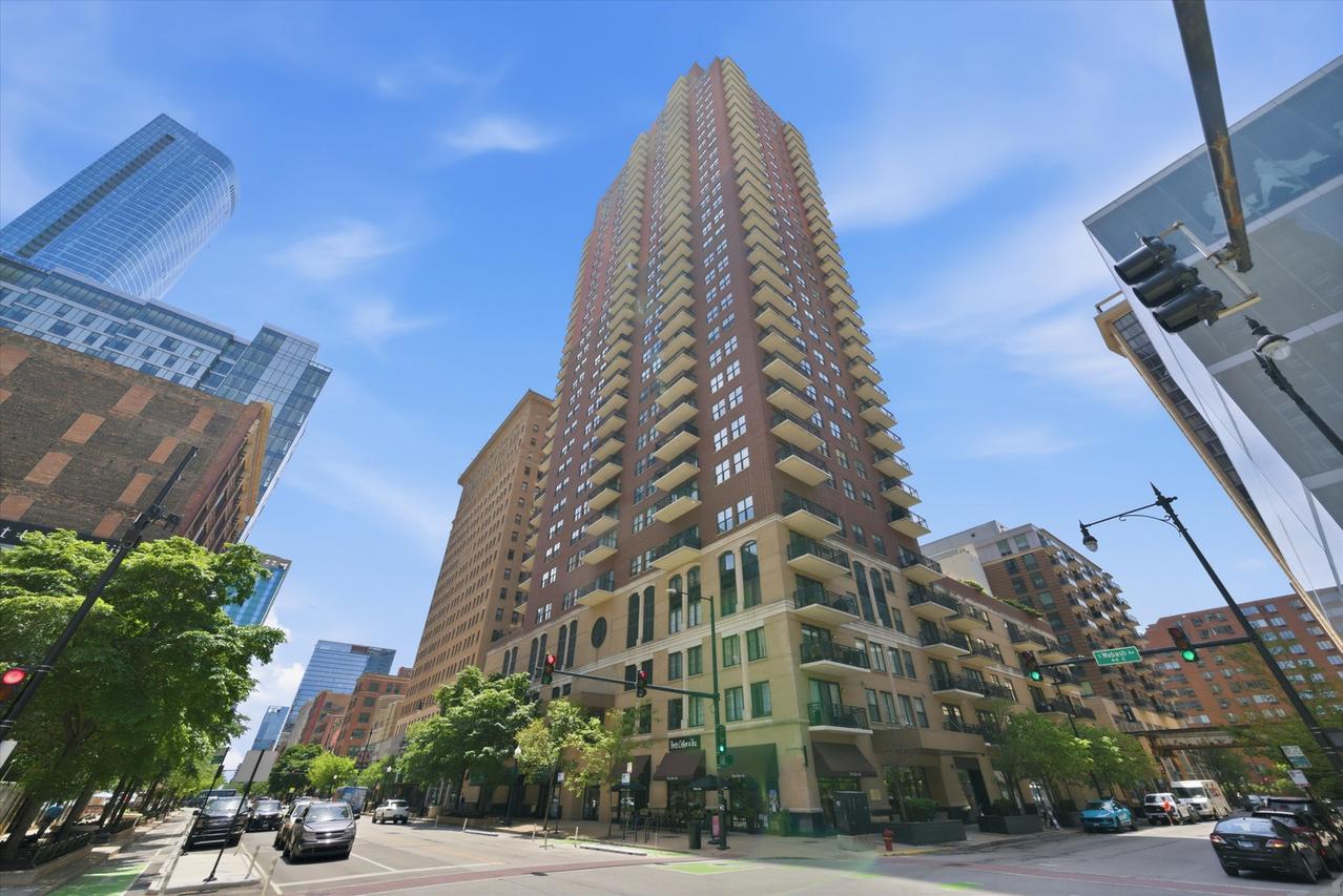 41 E 8th St. #2901, Chicago, IL 60605