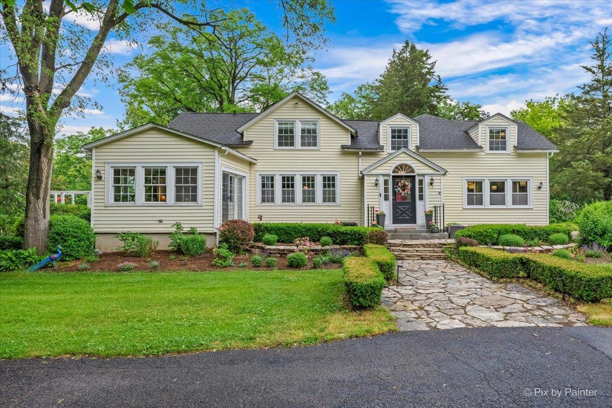 615 W Miller Rd., North Barrington, IL 60010