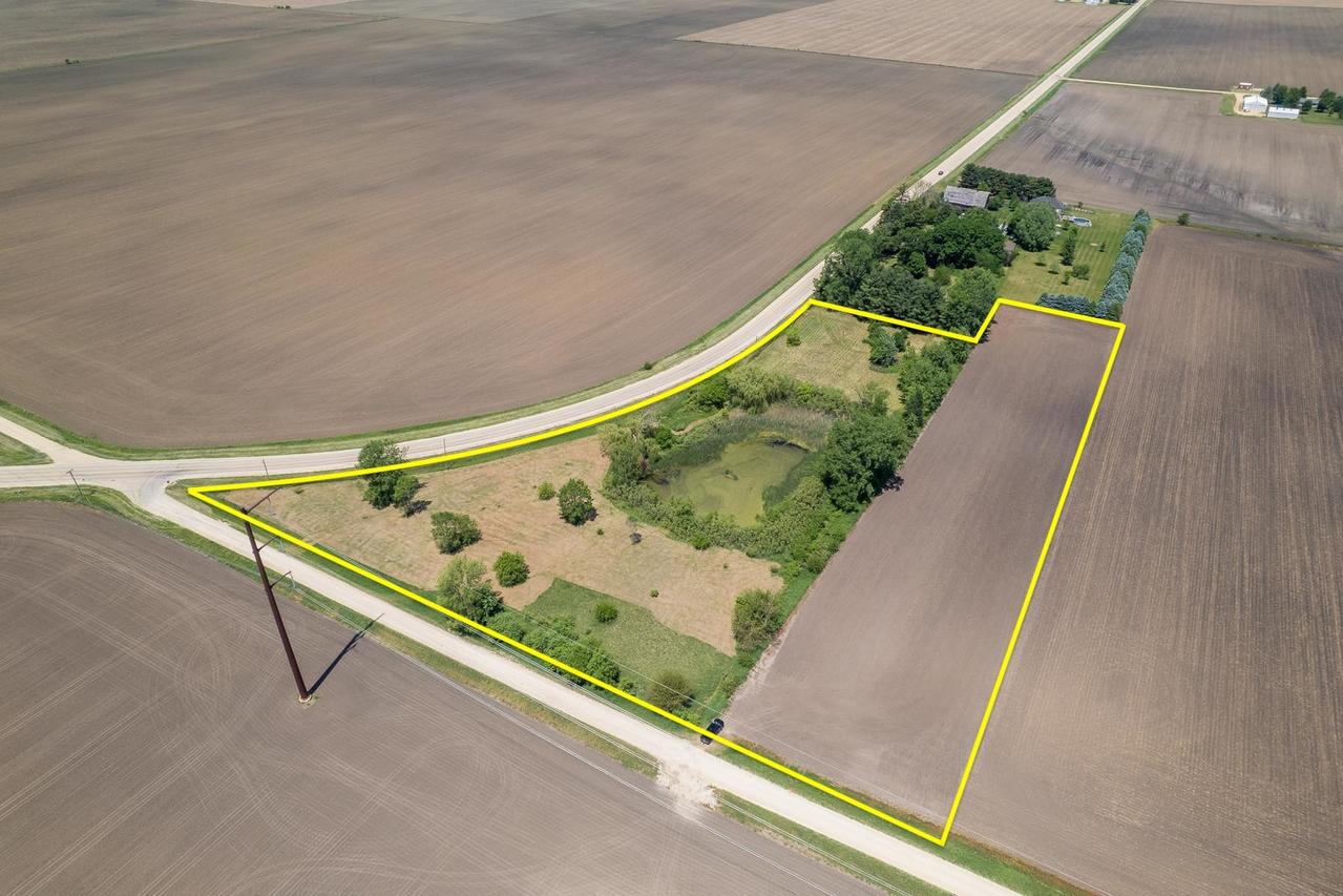 N Mulford Rd., Monroe Center, IL 61052