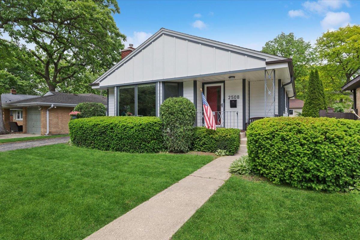 2508 W Sibley St., Park Ridge, IL 60068