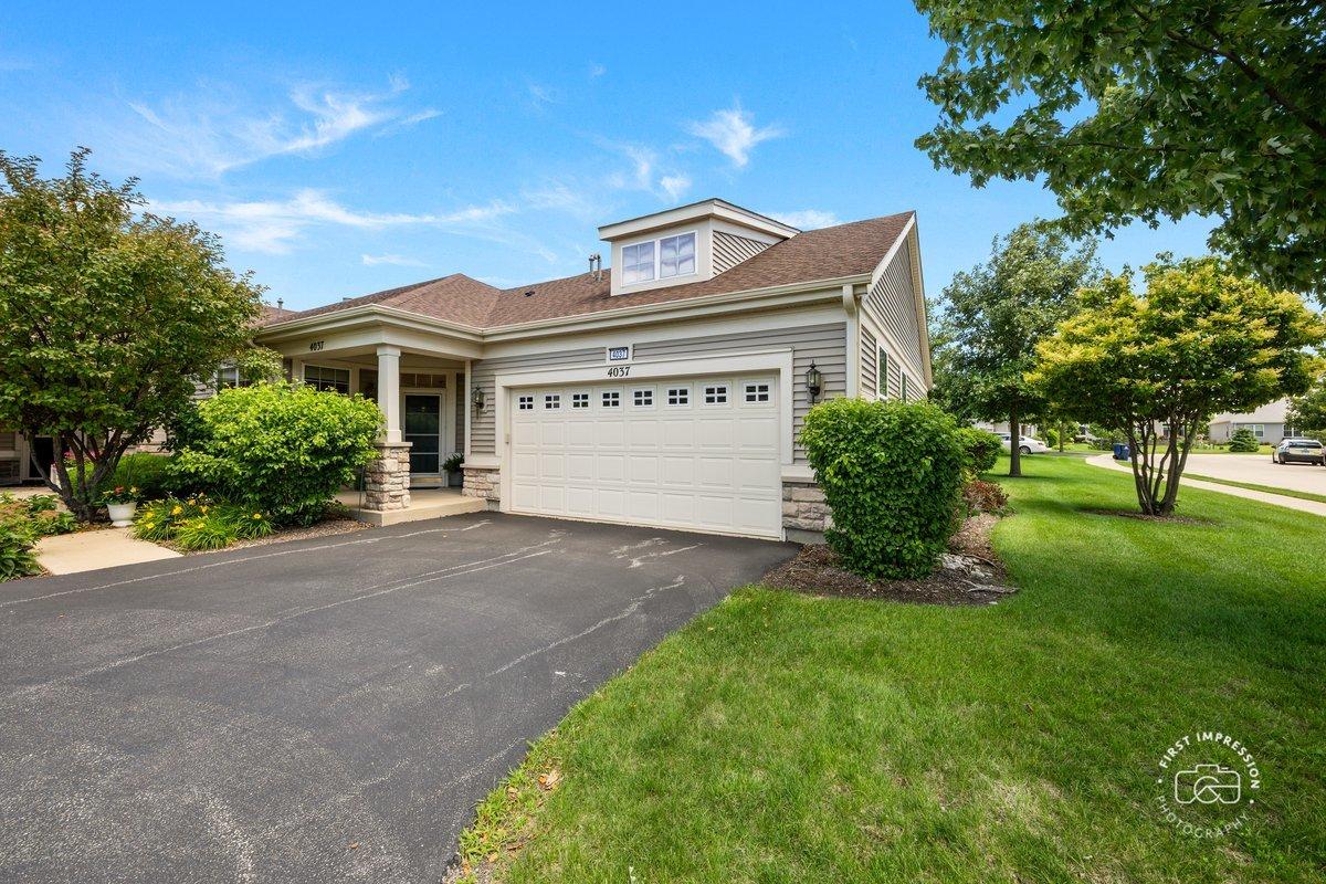 4037 Candlewood Ln., Naperville, IL 60564