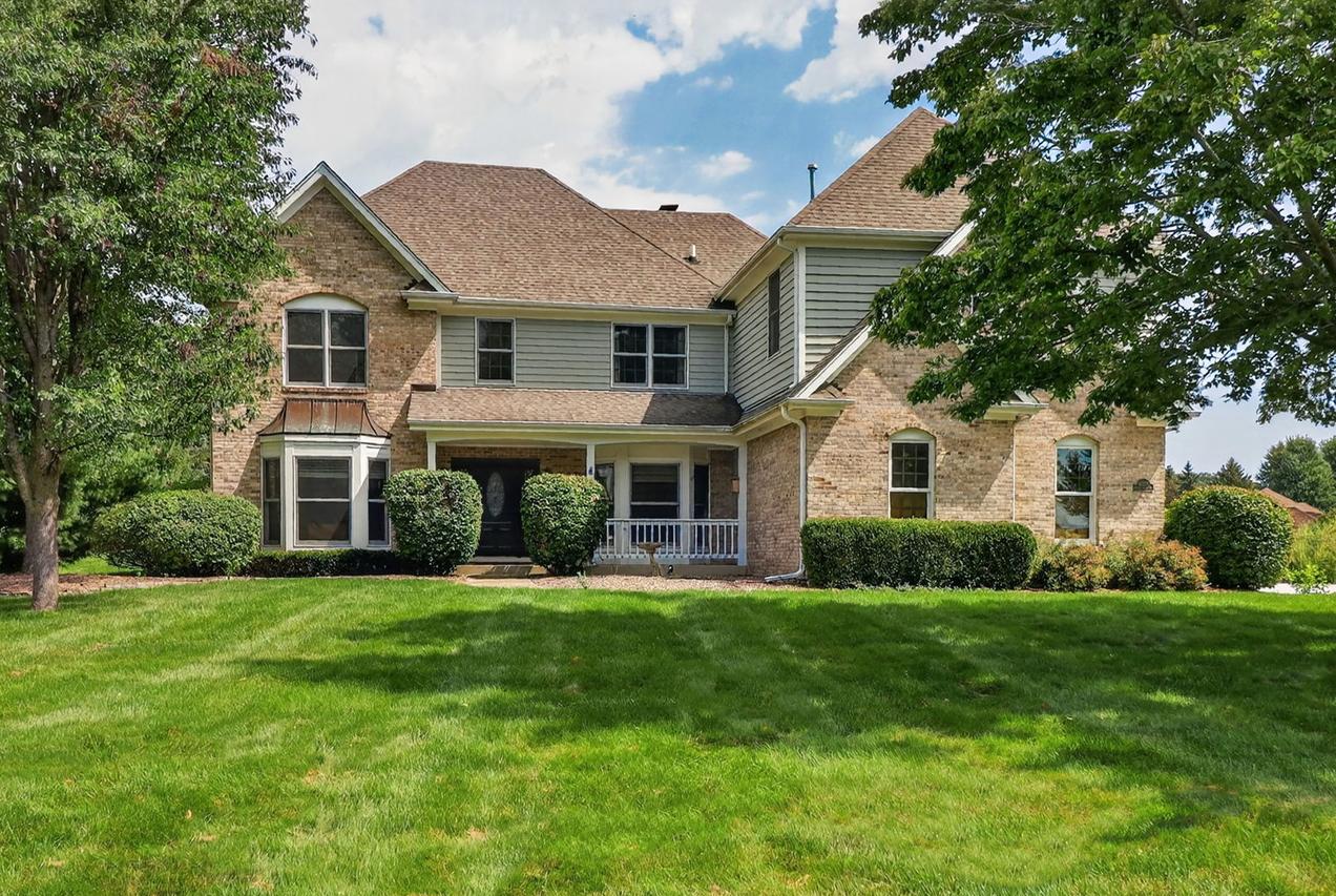 2S299 Willow Creek Dr., Elburn, IL 60119