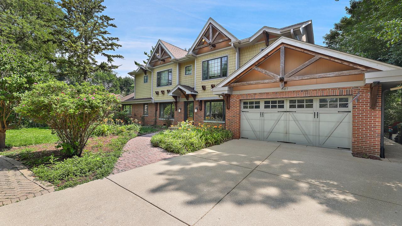 827 S Arlington Heights Rd., Arlington Heights, IL 60005