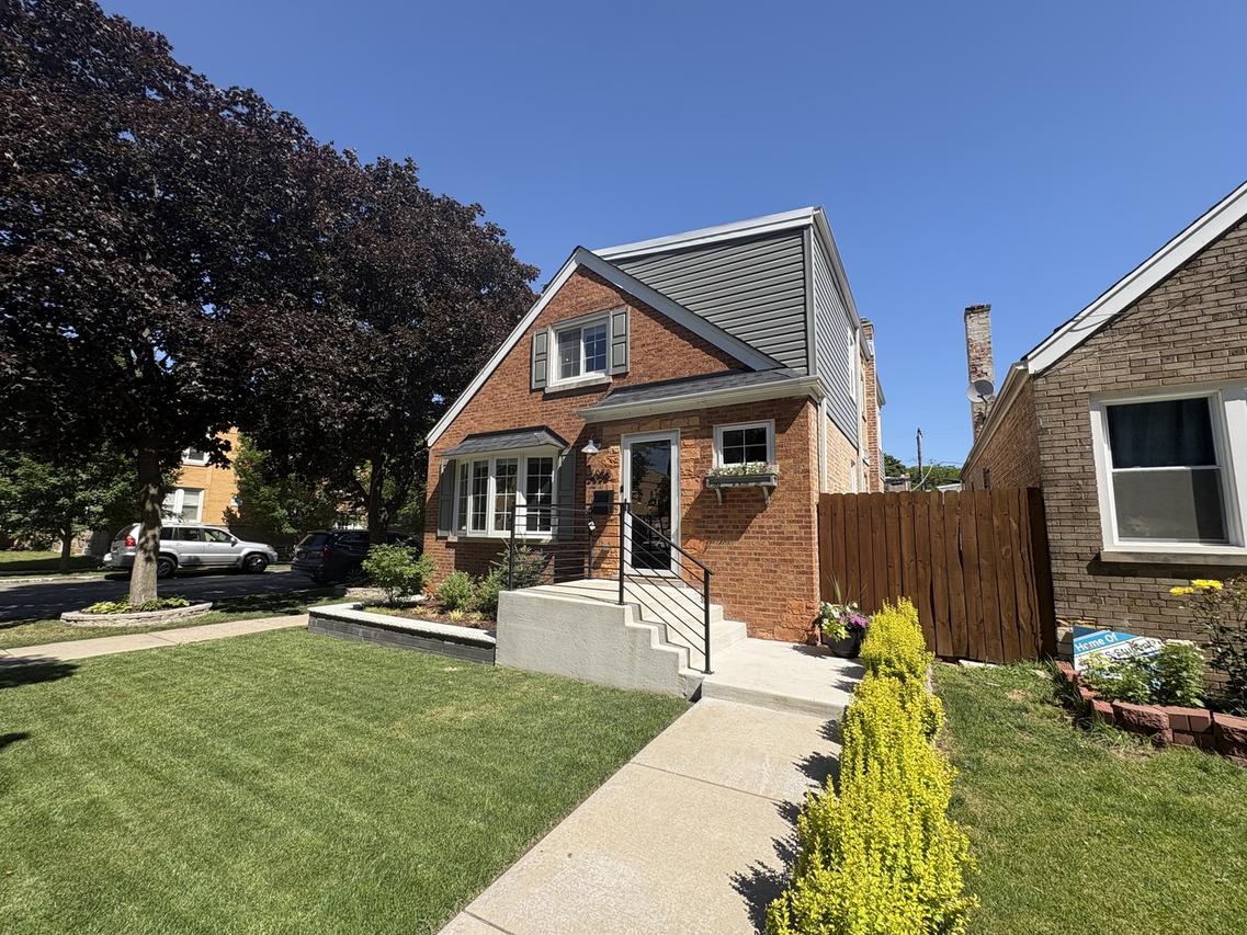 5058 W Wrightwood Ave., Chicago, IL 60639