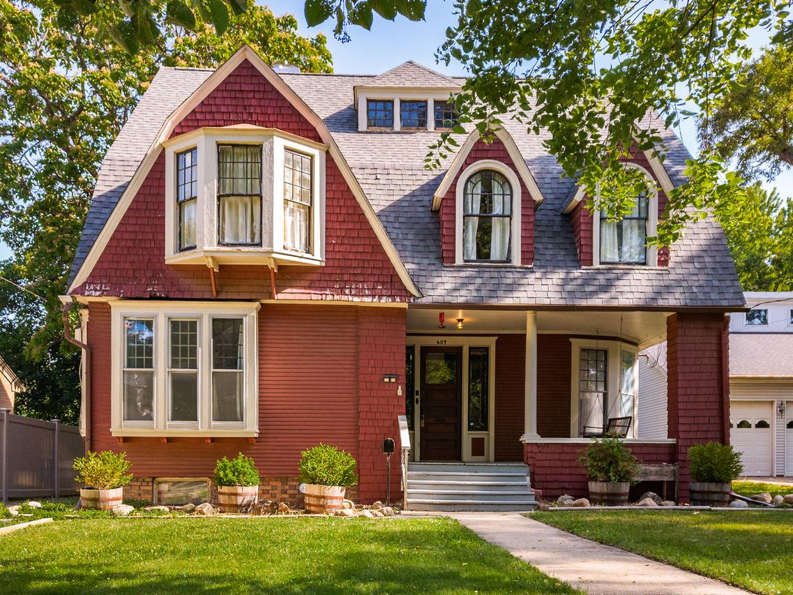 407 W Grove St., Pontiac, IL 61764