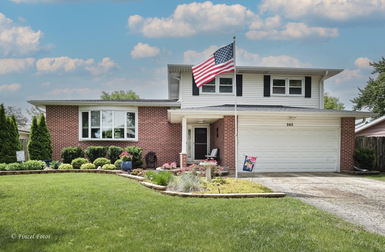 565 Concord Ave., South Elgin, IL 60177