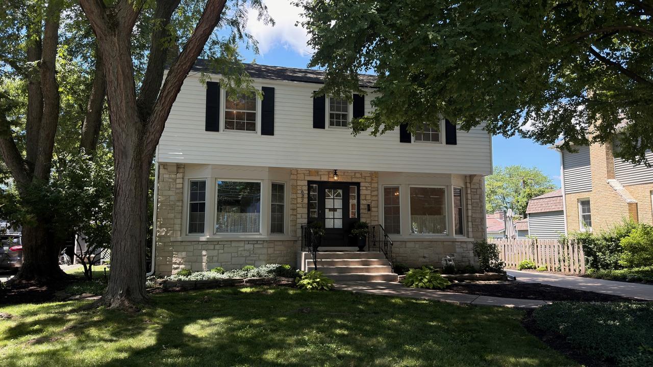 622 N President St., Wheaton, IL 60187