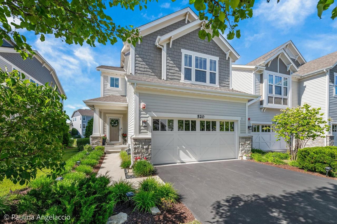 520 Pershing Ct., Barrington, IL 60010