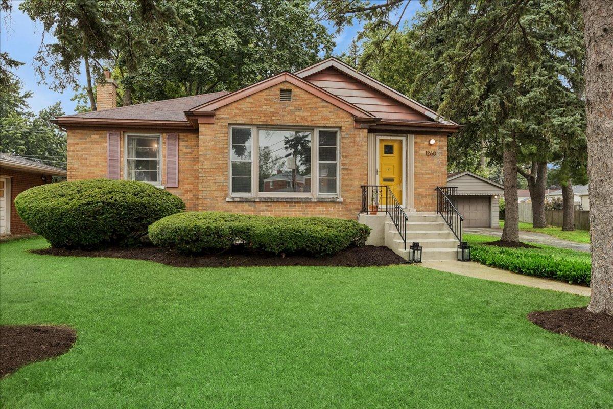 1260 Portsmouth Ave., Westchester, IL 60154