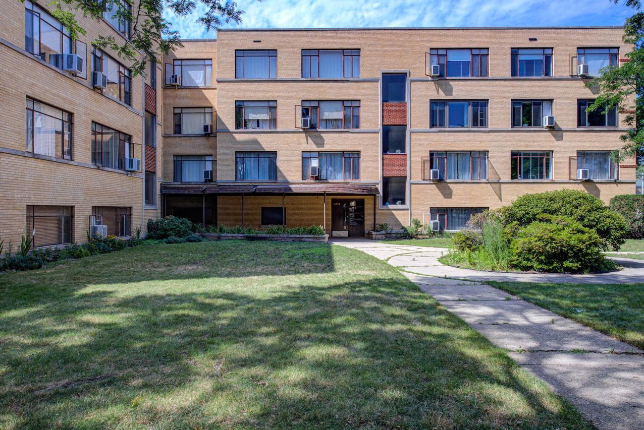 2710 W Summerdale Ave. #1B, Chicago, IL 60625