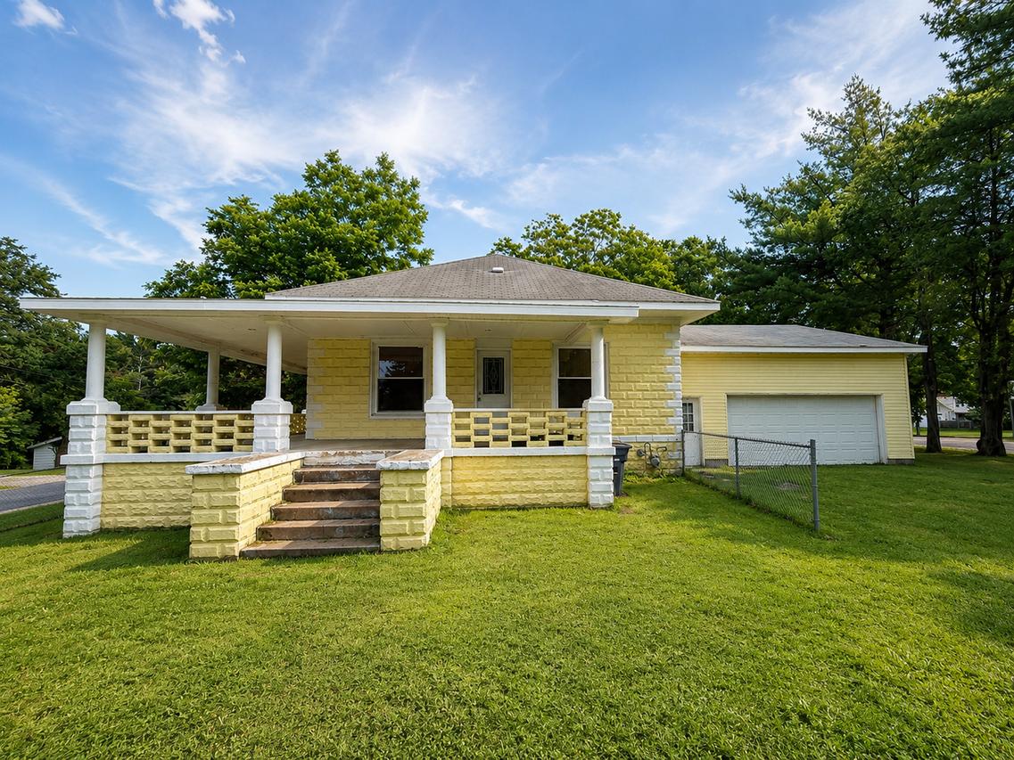 501 N Marion Ave., Salem, IL 62881