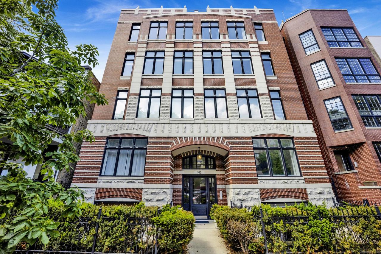 540 W Oakdale Ave. #3W, Chicago, IL 60657