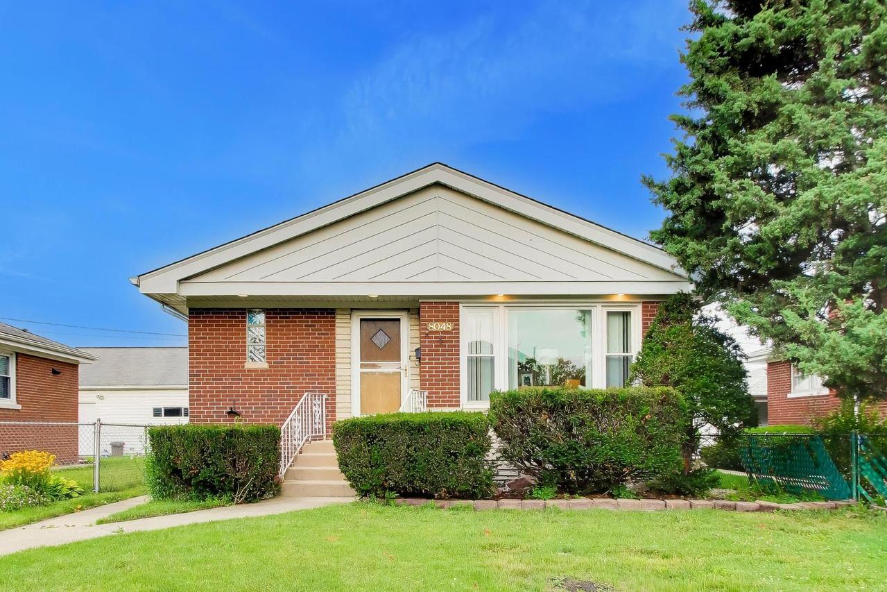 8048 N Oketo Ave., Niles, IL 60714
