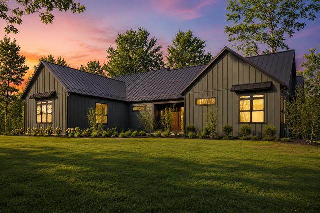 New Homes with Master Bedrooms on the 1st Floor in Bannockburn: June 6th to June 12th