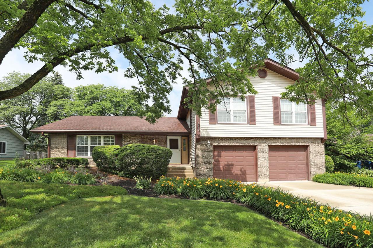 1324 Chartwell Rd., Schaumburg, IL 60195