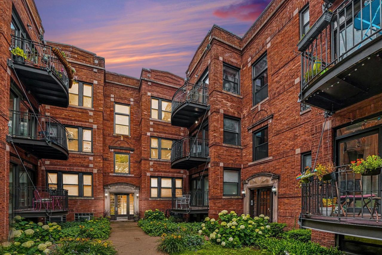 1331 W North Shore Ave. #2S, Chicago, IL 60626