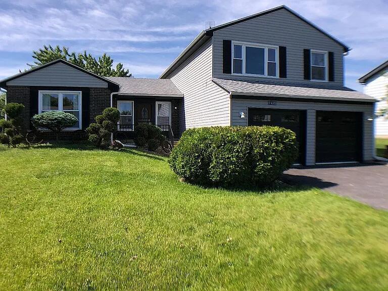 7465 W Hickory Creek Dr., Frankfort, IL 60423