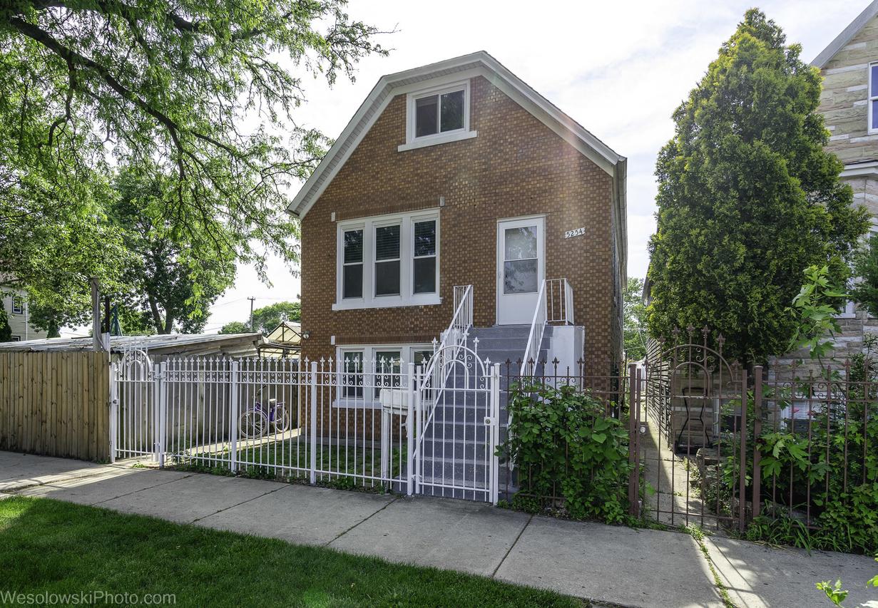 5254 S Campbell Ave., Chicago, IL 60632