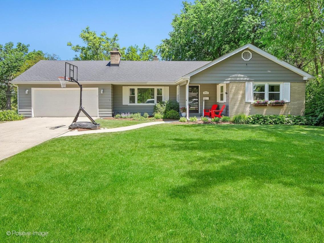 3913 Forest Ave., Downers Grove, IL 60515