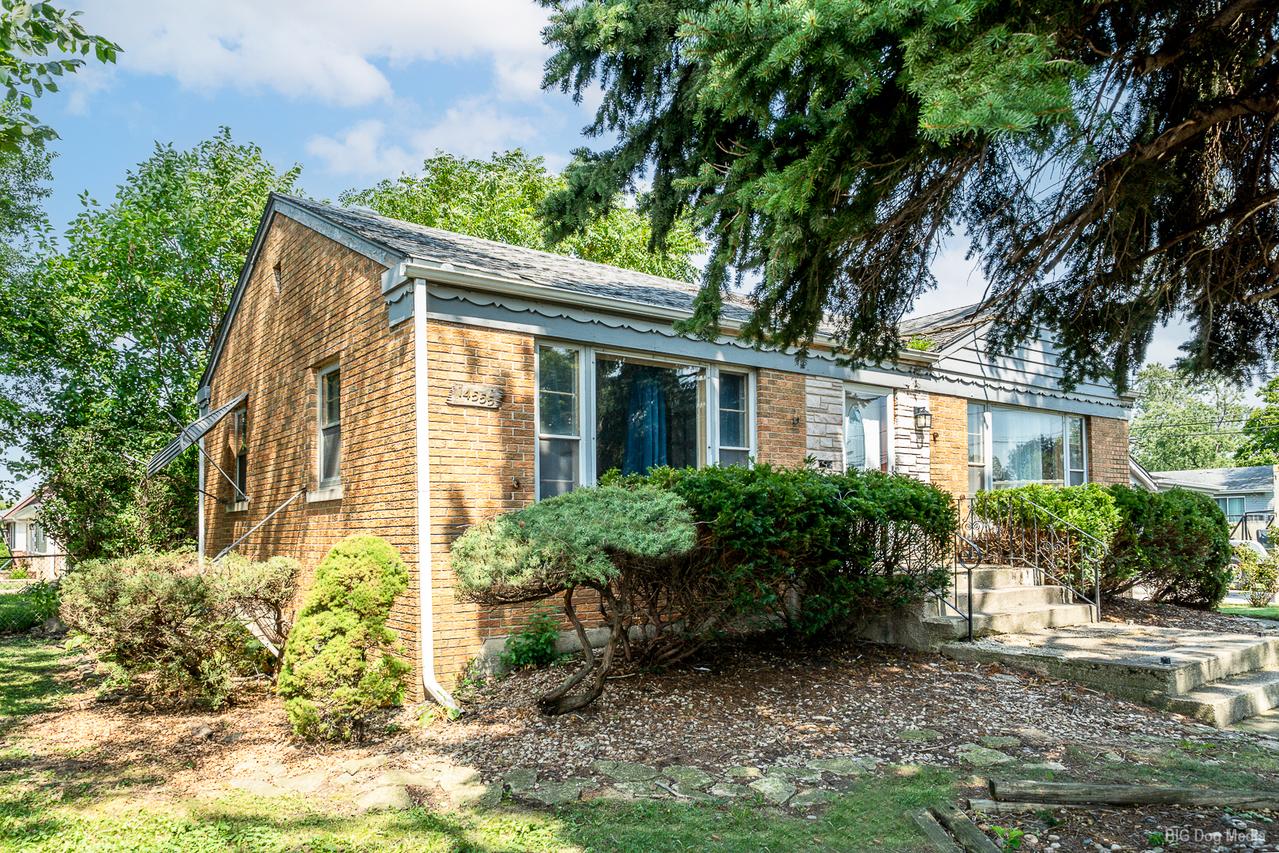 14555 Springfield Ave., Midlothian, IL 60445