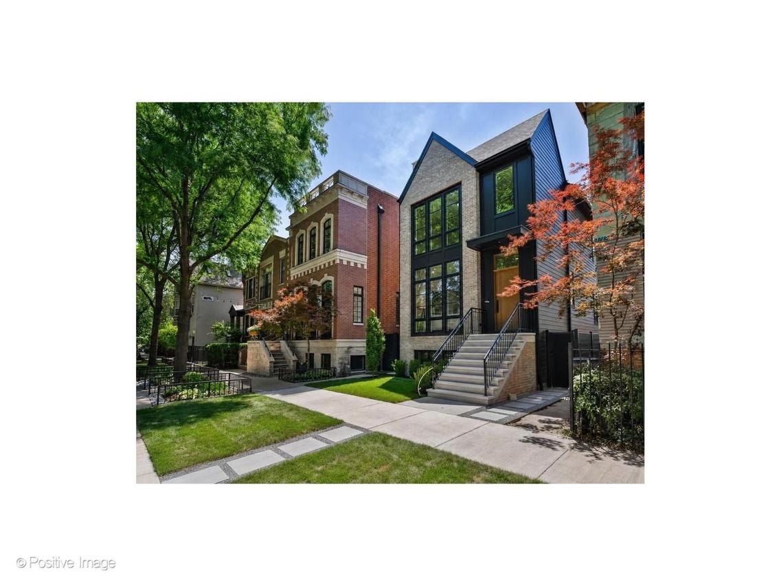 1925 W School St., Chicago, IL 60657