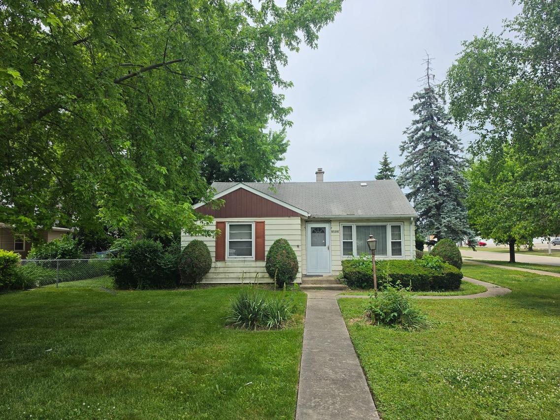 8506 Mcvicker Ave., Burbank, IL 60459