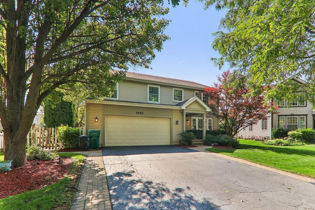 1965 Merlot Ct., Wheeling, IL 60090