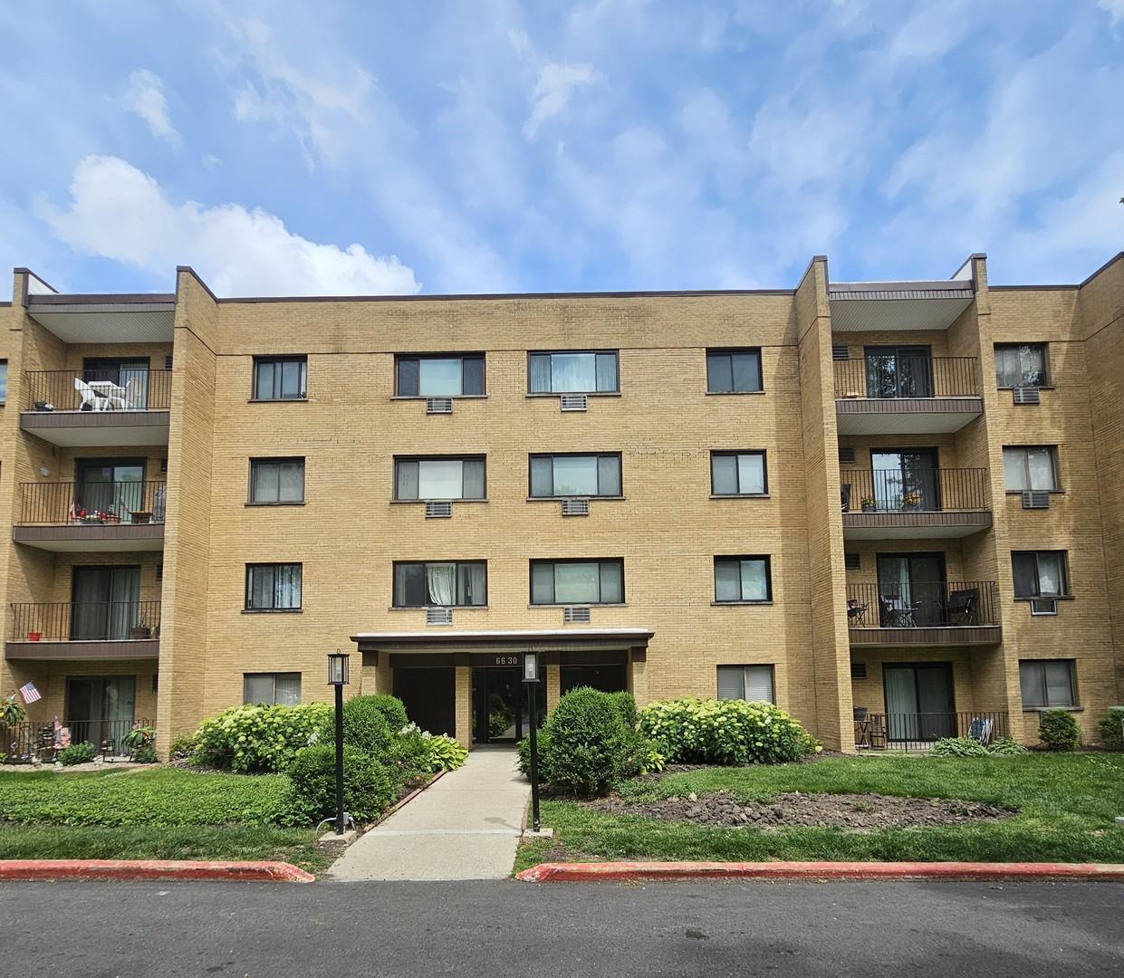 6630 S Brainard Ave. #112, Countryside, IL 60525