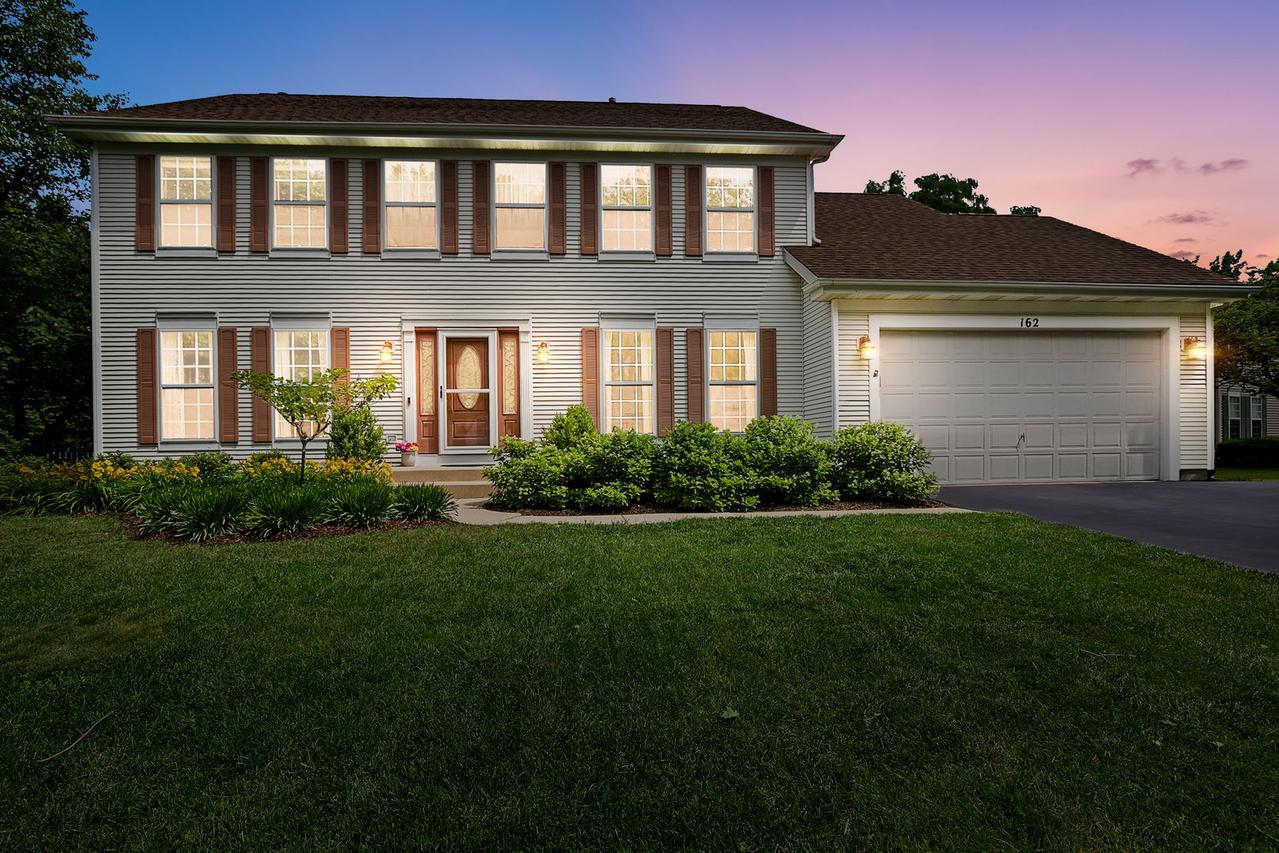 162 Wellington Ct., Grayslake, IL 60030