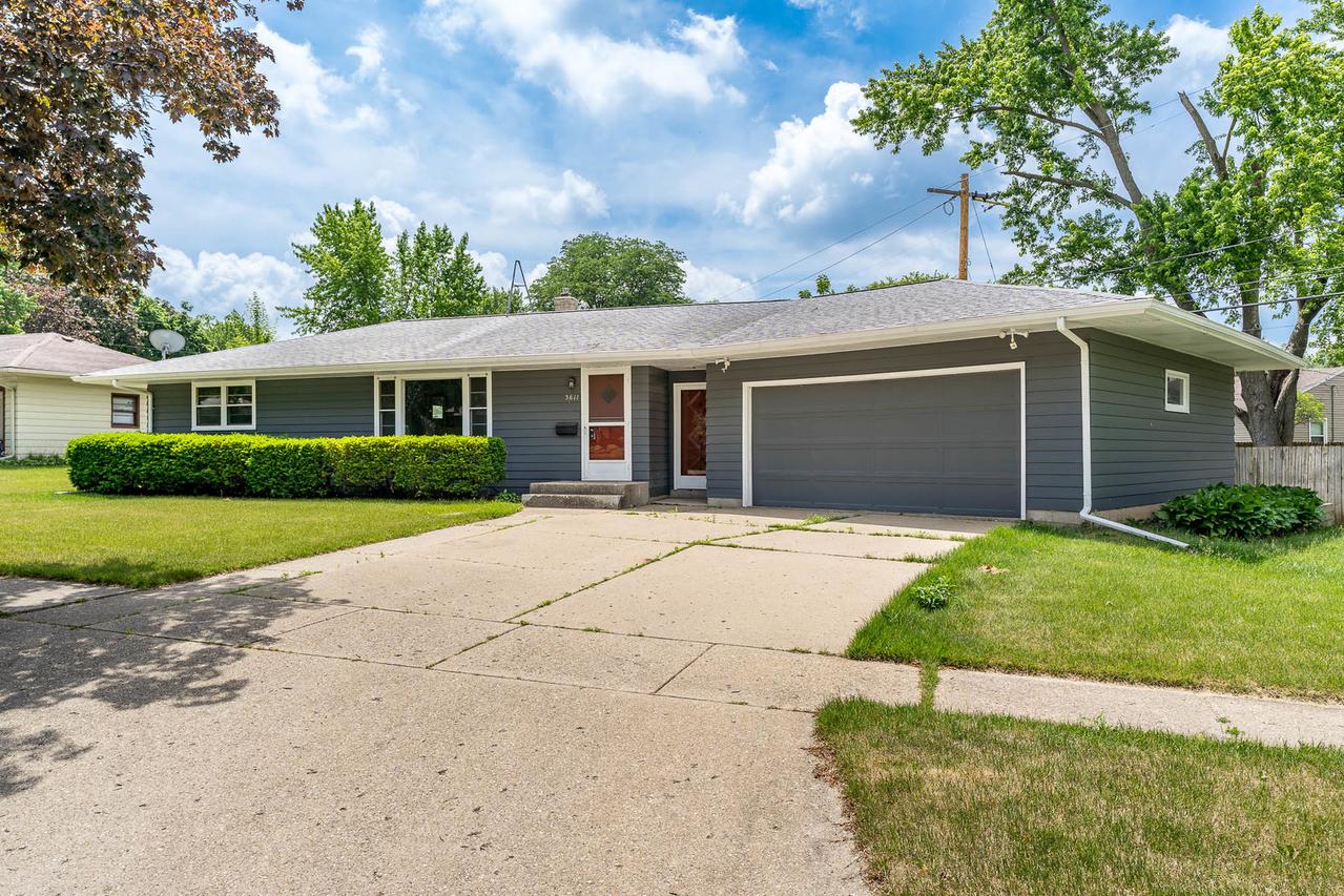 3611 Beach St., Rockford, IL 61108