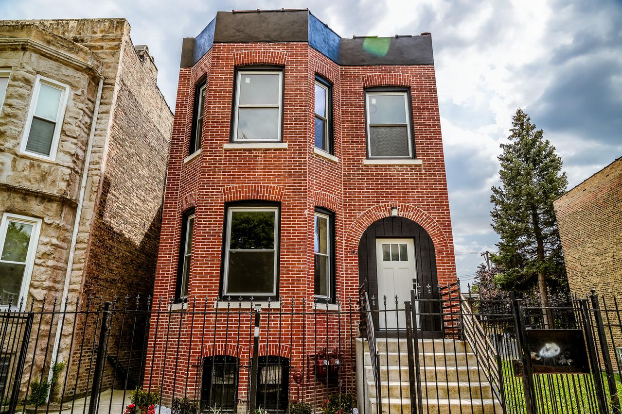 4419 W Gladys Ave., Chicago, IL 60624